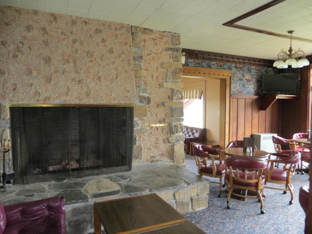 Prince Of Wales Hotel Уотъртън Парк Екстериор снимка