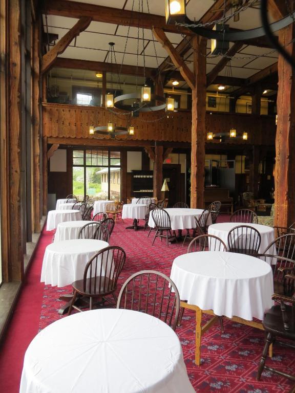 Prince Of Wales Hotel Уотъртън Парк Екстериор снимка