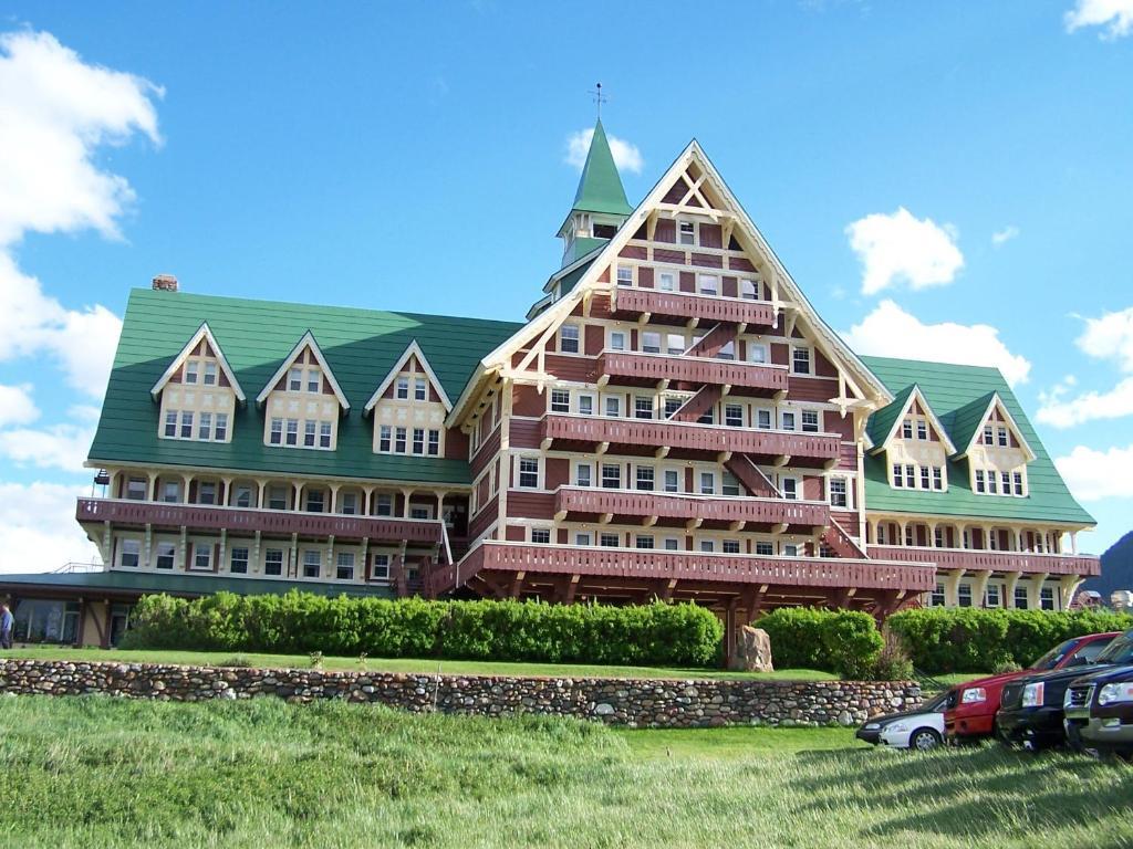 Prince Of Wales Hotel Уотъртън Парк Екстериор снимка